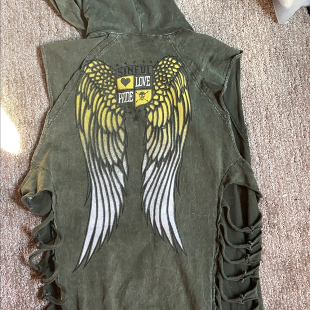 Sinful zip up